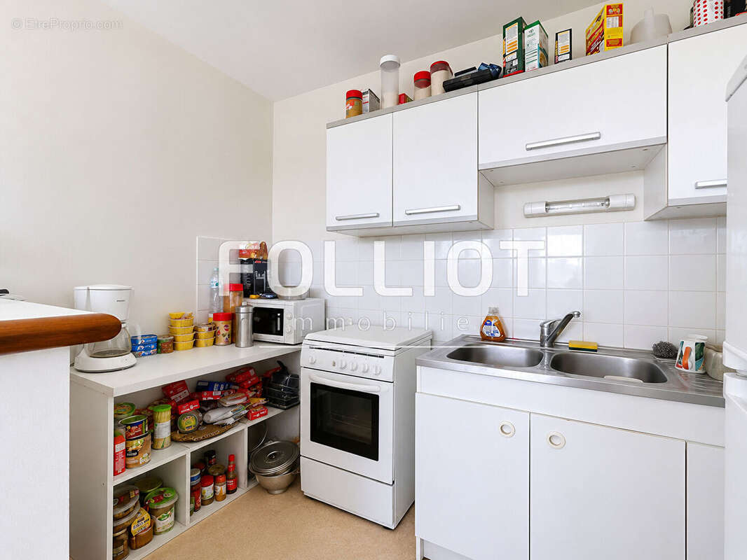 Appartement à DONVILLE-LES-BAINS