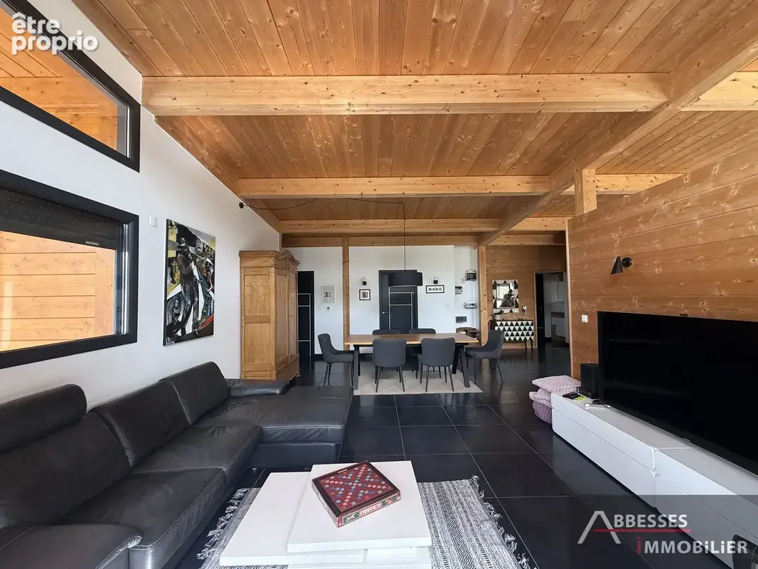 EN EXCLUSIVITÉ - A 2 min de REMIREMONT : pavillon Xilome de plain pied avec piscine et jaccuzzi. - photo 10