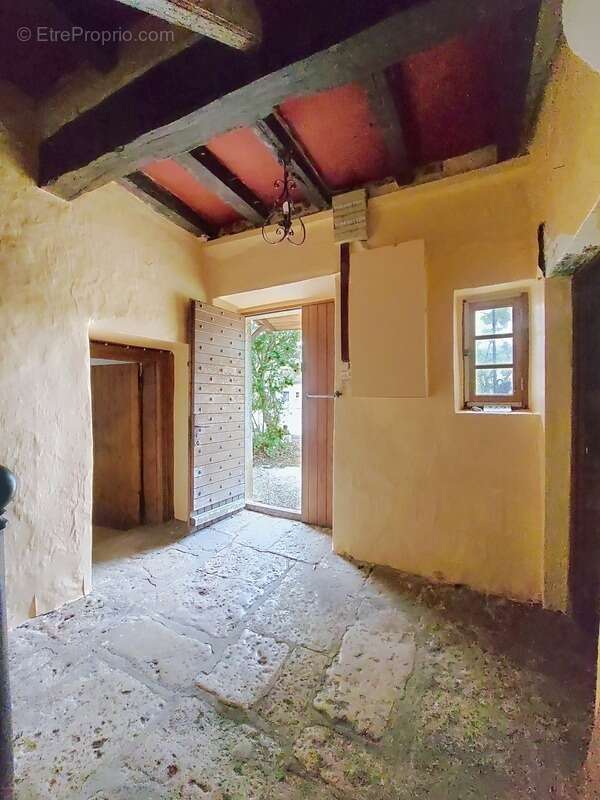 Maison à SAINT-LARY