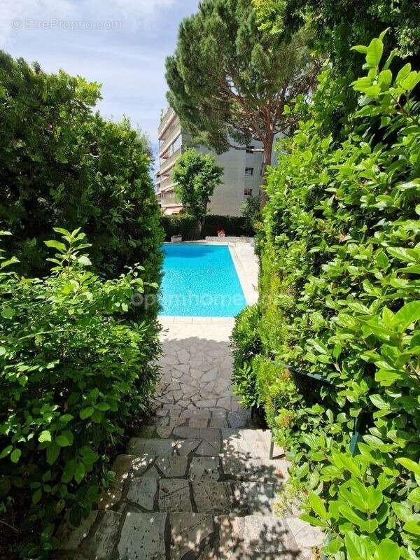 Appartement 2 pièces de 57 m² traversant avec terrasses dans résidence avec piscine - photo 18