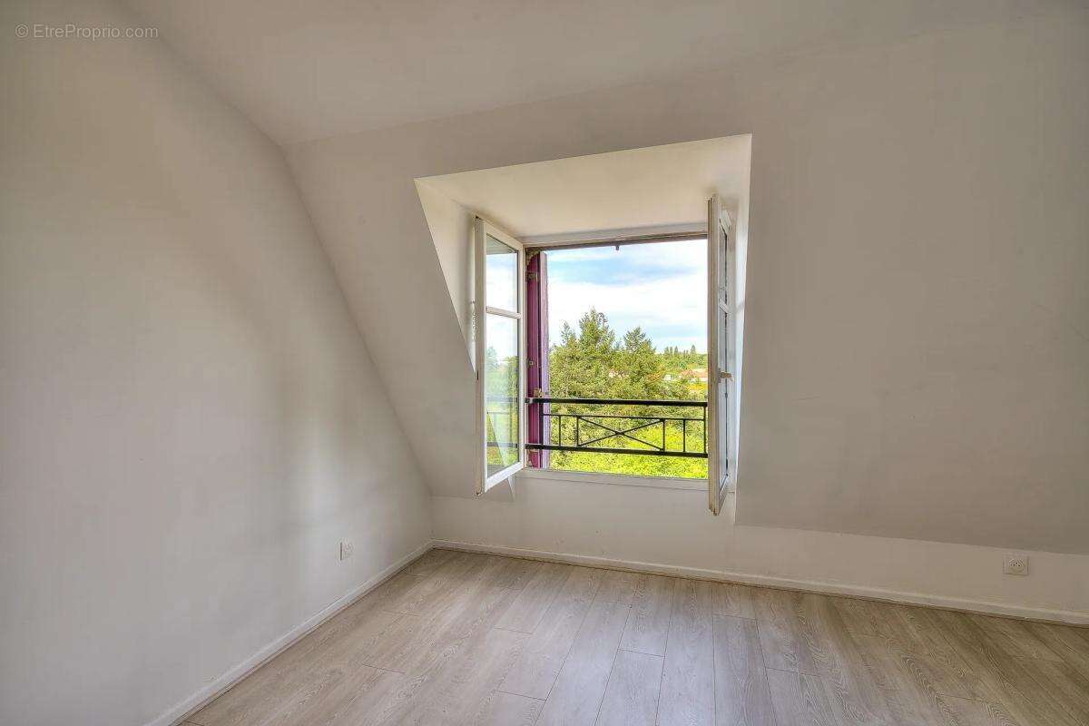 Appartement à THIAIS