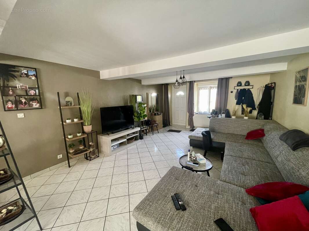 Maison 165 m² à Renwez  - photo 91