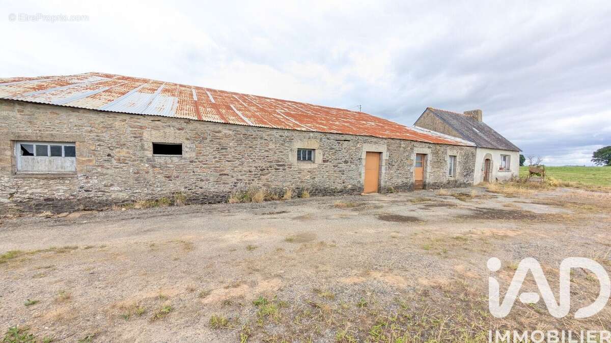 Maison 65 m² à Moreac  - photo 3