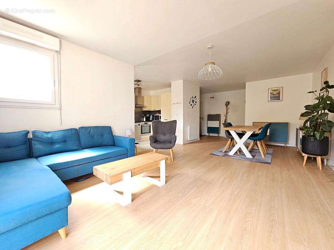 Appartement à MARINES