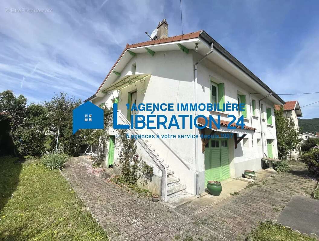 Maison à AUREC-SUR-LOIRE