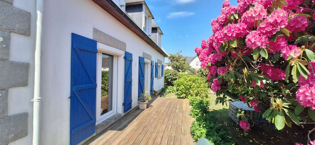 Bénodet,  jolie maison de 1965, rénovée avec goût, plage et commerces à pied ! - photo 2