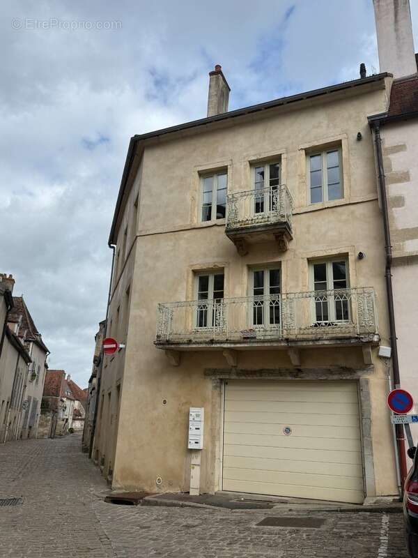 Appartement à SEMUR-EN-AUXOIS