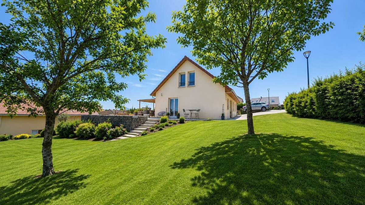 Maison à MORTEAU
