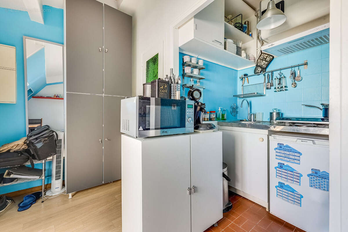 Appartement Paris 1 pièce(s) 16 m2 - photo 10