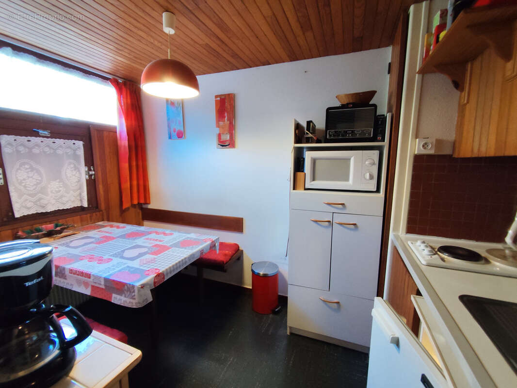 Appartement à MURAT-LE-QUAIRE