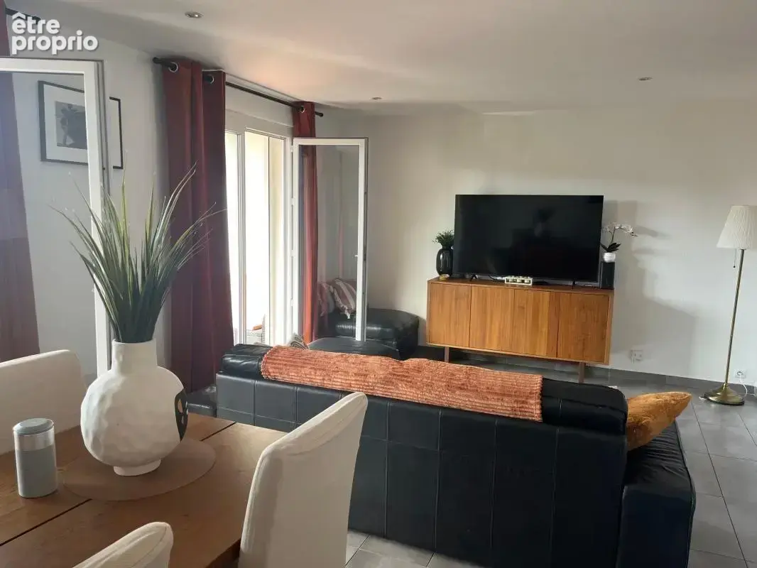 Appartement À Vendre - photo 2