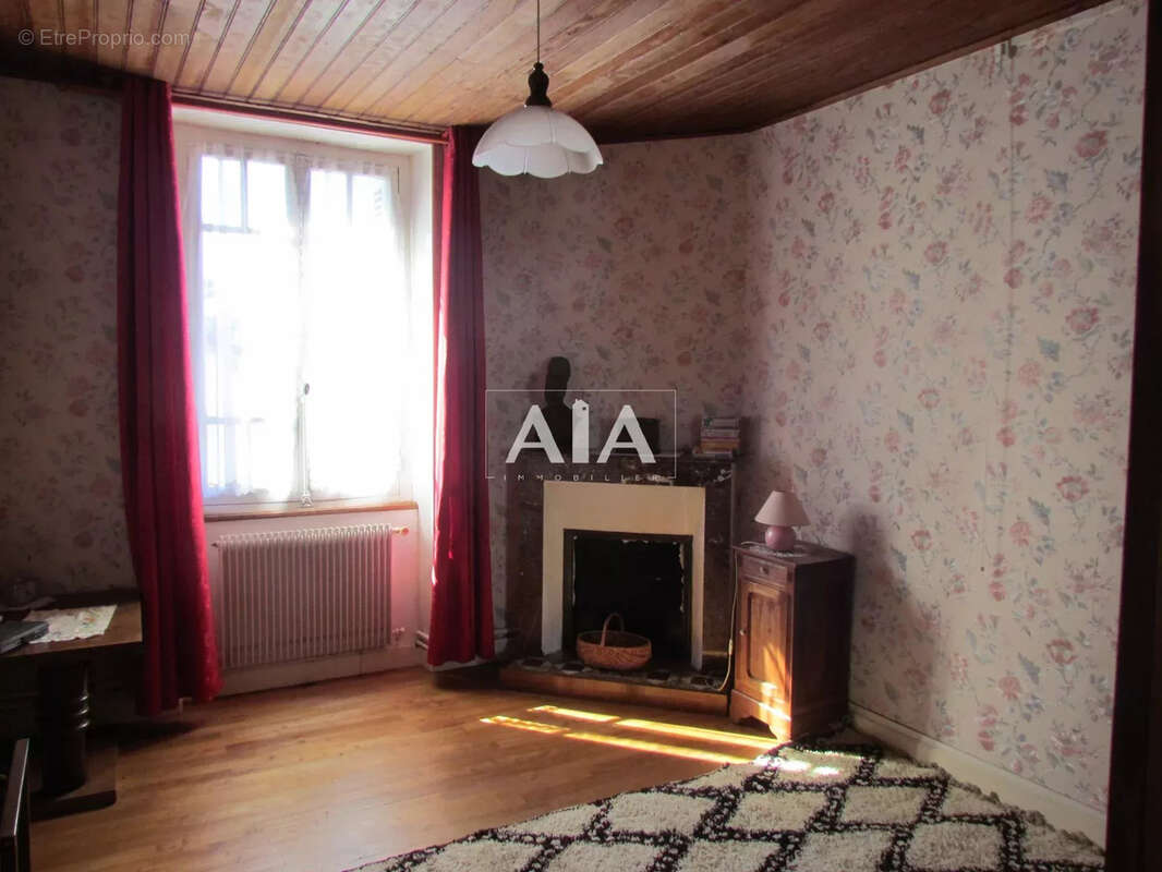 Maison à LIZANT