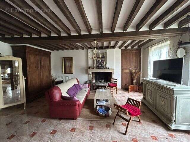 Maison à POUGNY