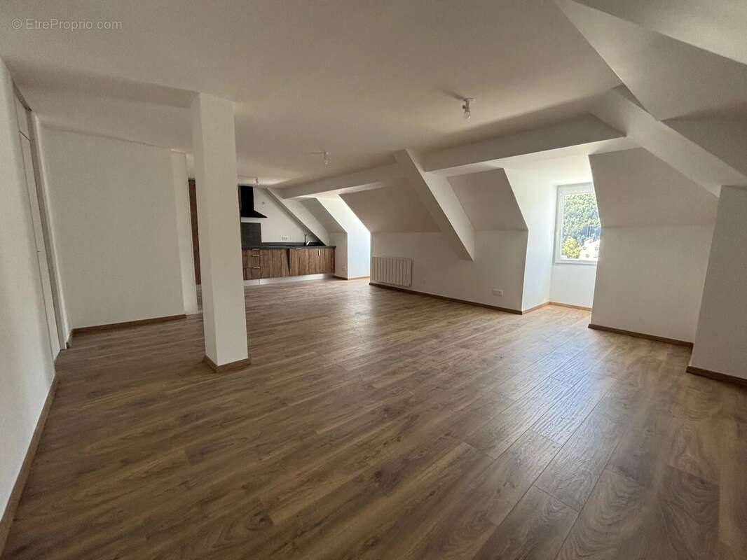 Superbe appartement t2 centre bourg - photo 2