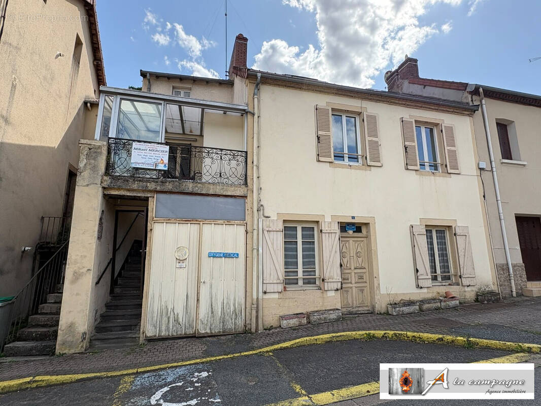 Maison à SAINT-ELOY-LES-MINES