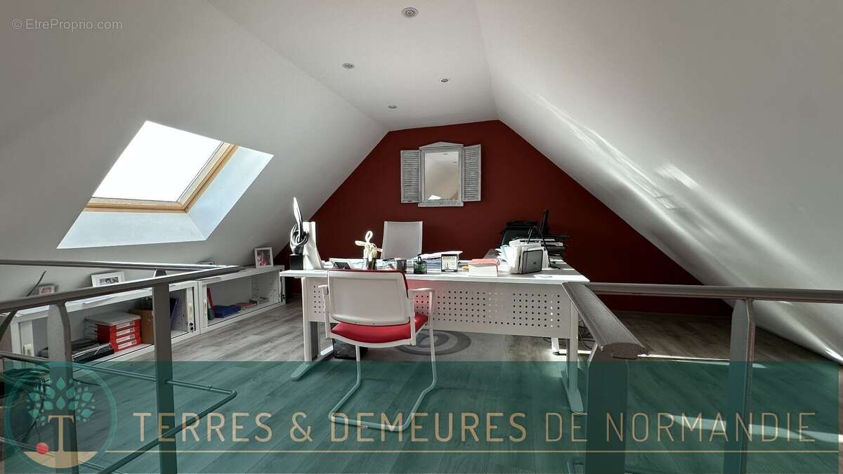 A Vendre Maison plein pied de 137 m² avec jardin paysager de 1700 m², Petit-Caux, 76370 - photo 9