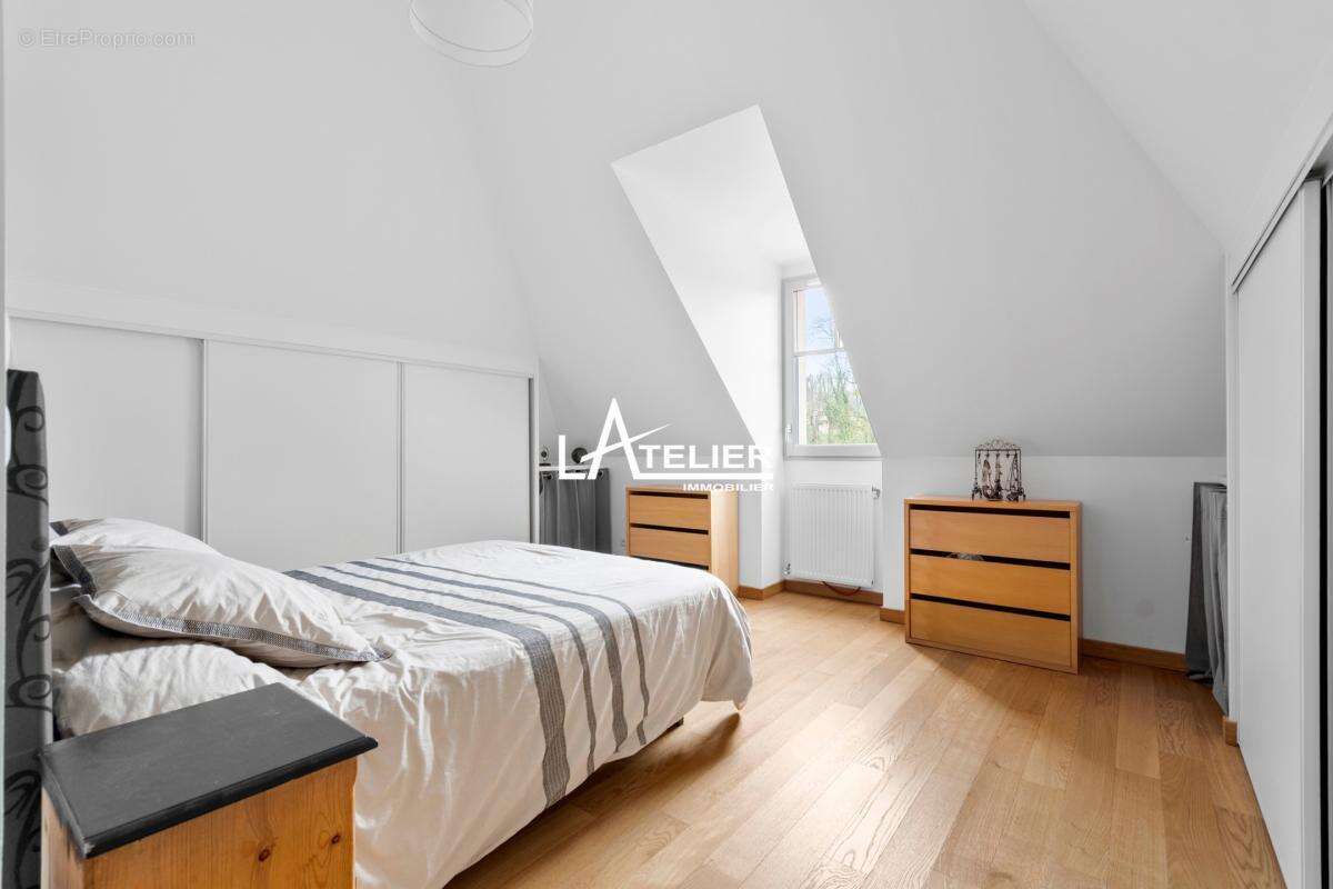 Appartement à L'ETANG-LA-VILLE