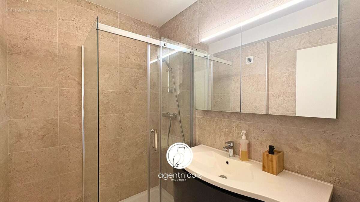 NICE // Saint Roch : Appartement - 3 pièces / Terrasse / Parking - photo 7