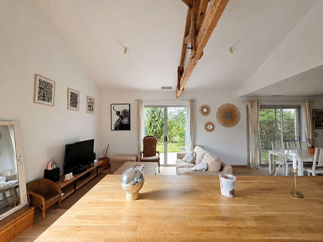 Maison familiale rénovée de 145 m² avec jardin ? Mérignac - photo 7