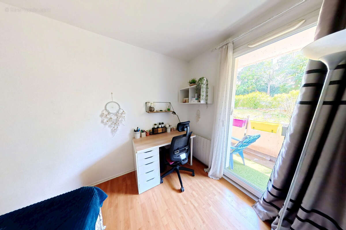 Appartement 3 pièces avec grand balcon plein sud - photo 12