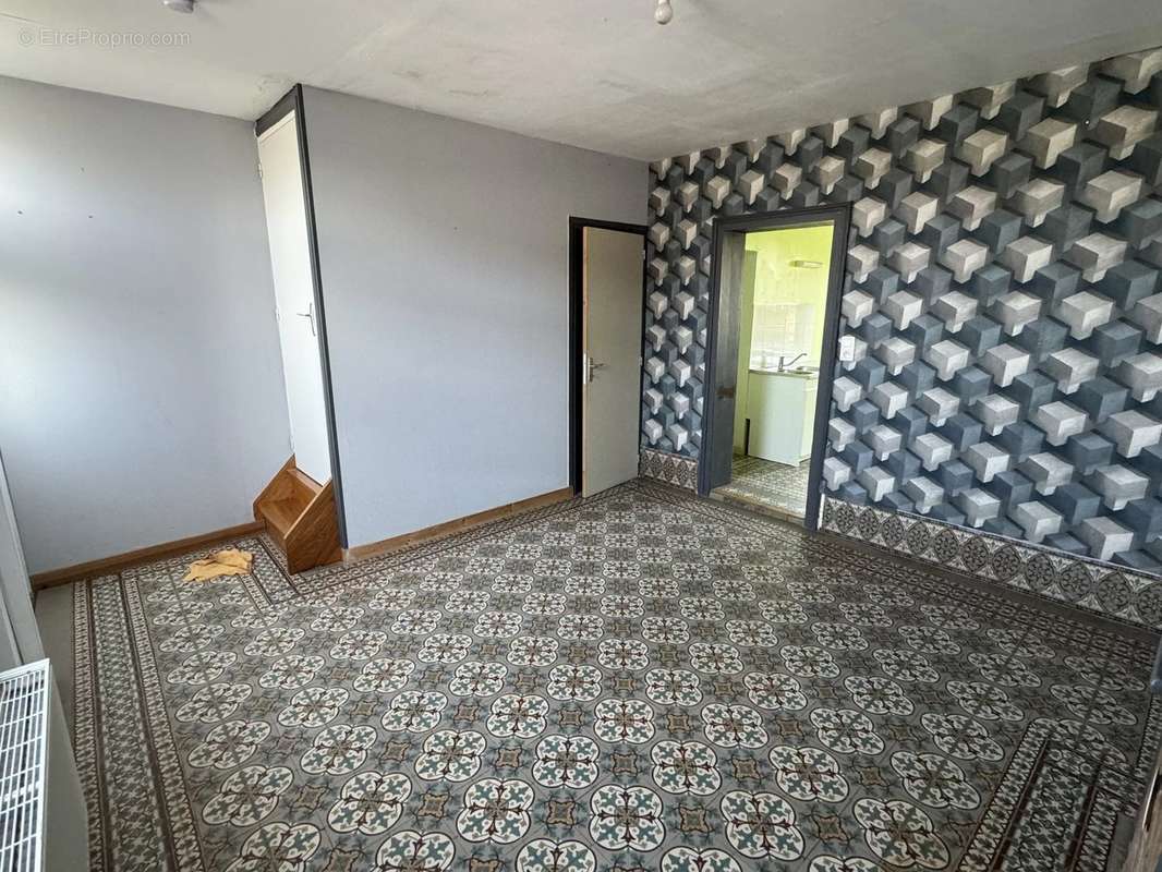 Maison à SARS-POTERIES