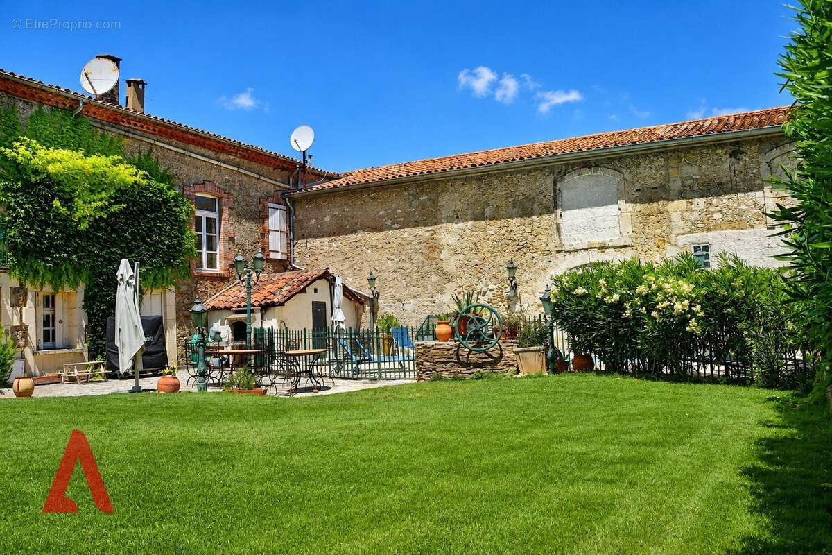 Magnificent Maison de Maître, 7 chambres, jardin, piscine - photo 20