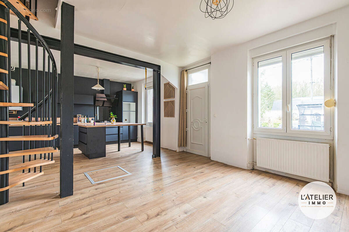 Maison à WARMERIVILLE