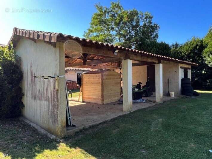 Maison à VERTEUIL-SUR-CHARENTE