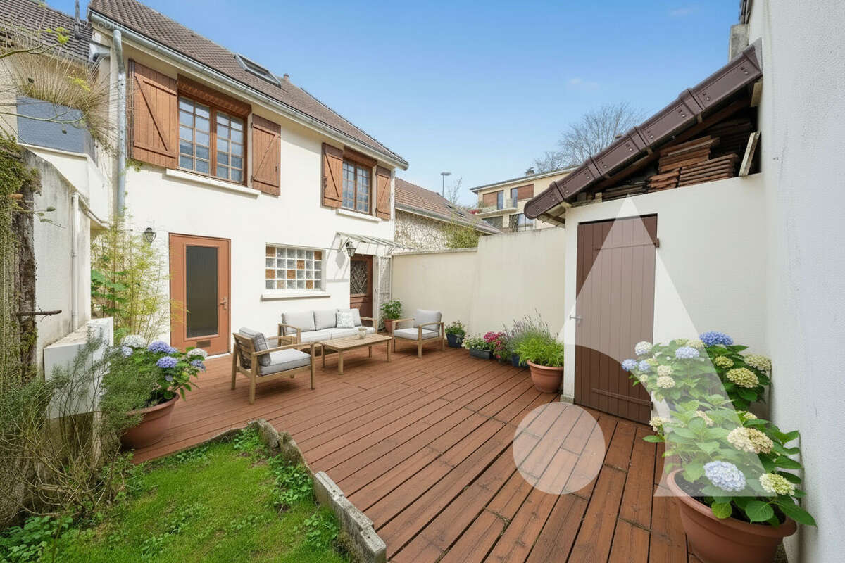 Maison à ETIOLLES