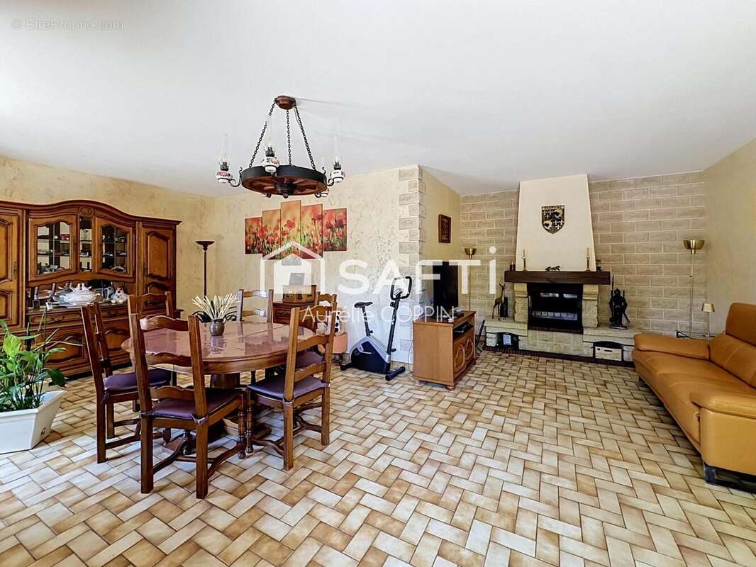 Maison 120 m² à Tignieu-Jameyzieu  - photo 5