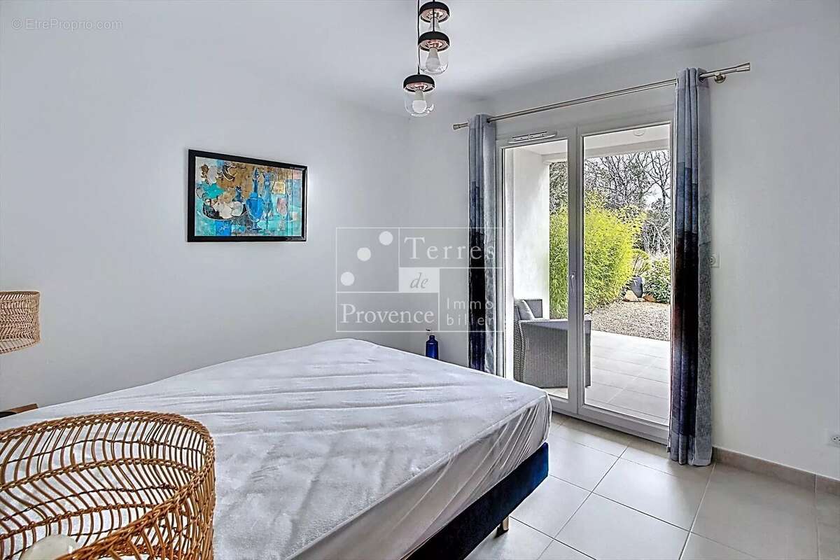 Maison à BAUDINARD-SUR-VERDON