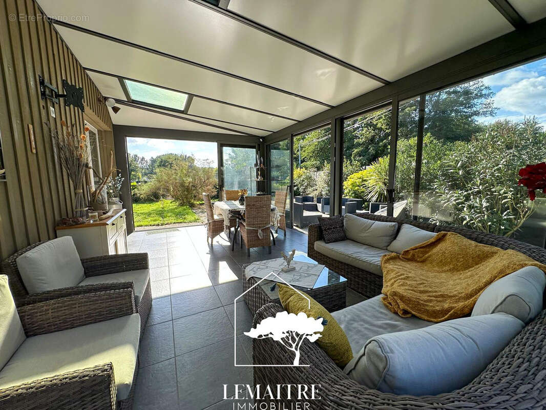 Maison à LES MATHES