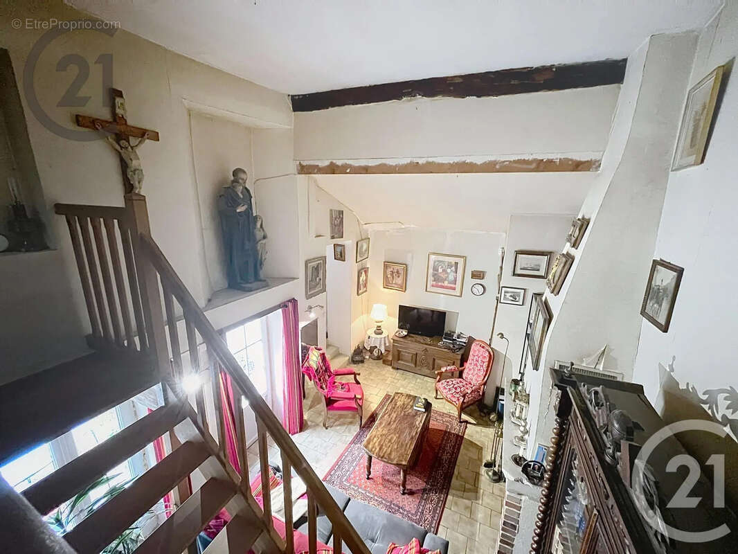 Maison 119 m² à Coulanges-La-Vineuse  - photo 12