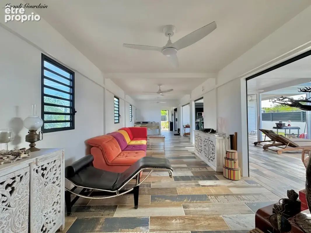 À vendre – saint-françois – villa récente 140 m² – 3 chambres – piscine – autonomie eau & électricité - photo 12