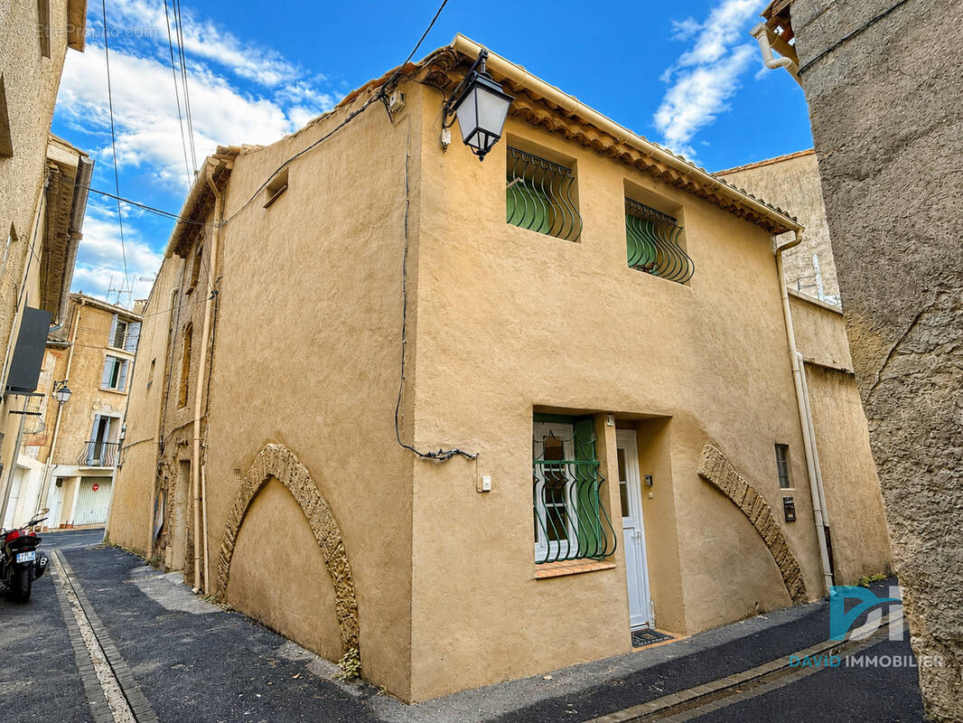 Maison à SAINT-THIBERY