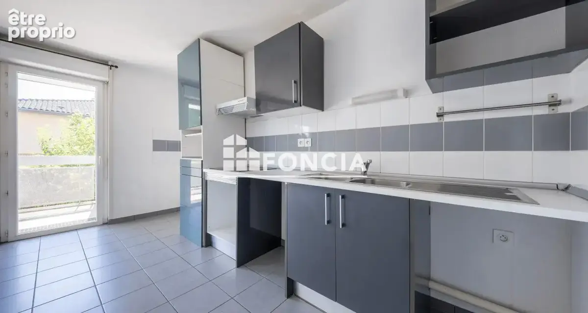 T3 Croix‑Daurade – Calme, lumineux, beaux volumes, parking – 1er étage - photo 3
