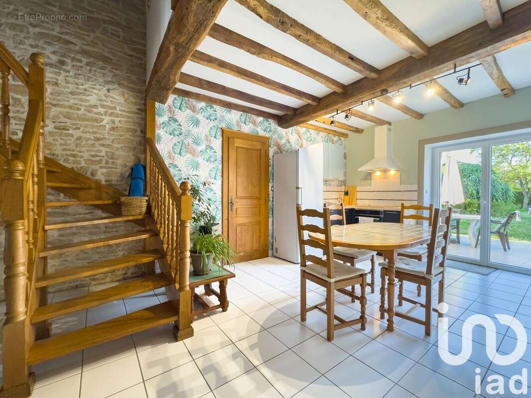 Photo 6 - Maison à POIX-TERRON