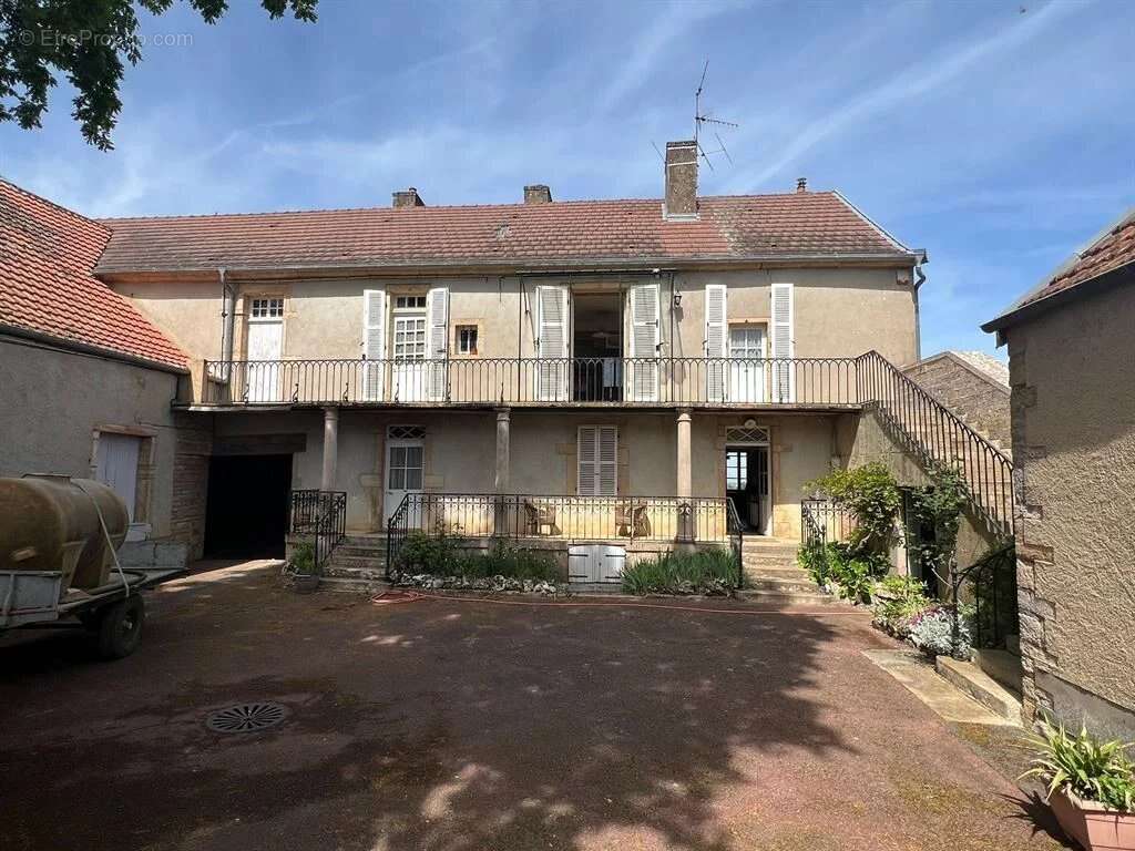Maison à FIXIN