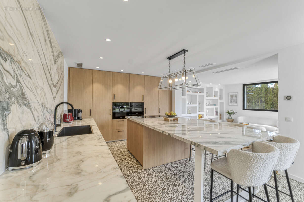 Appartement à LE CANNET