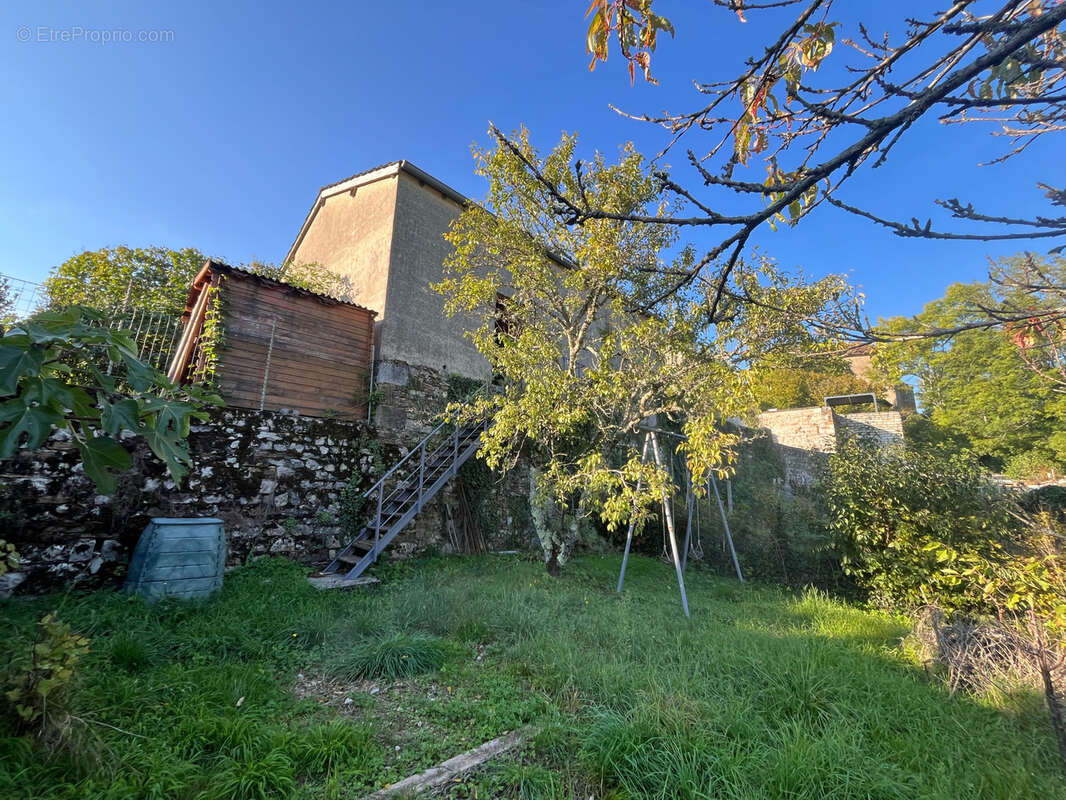Maison à PRESSIAT