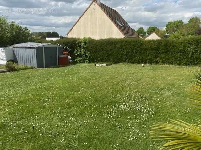 Maison à VILLERS-BRETONNEUX