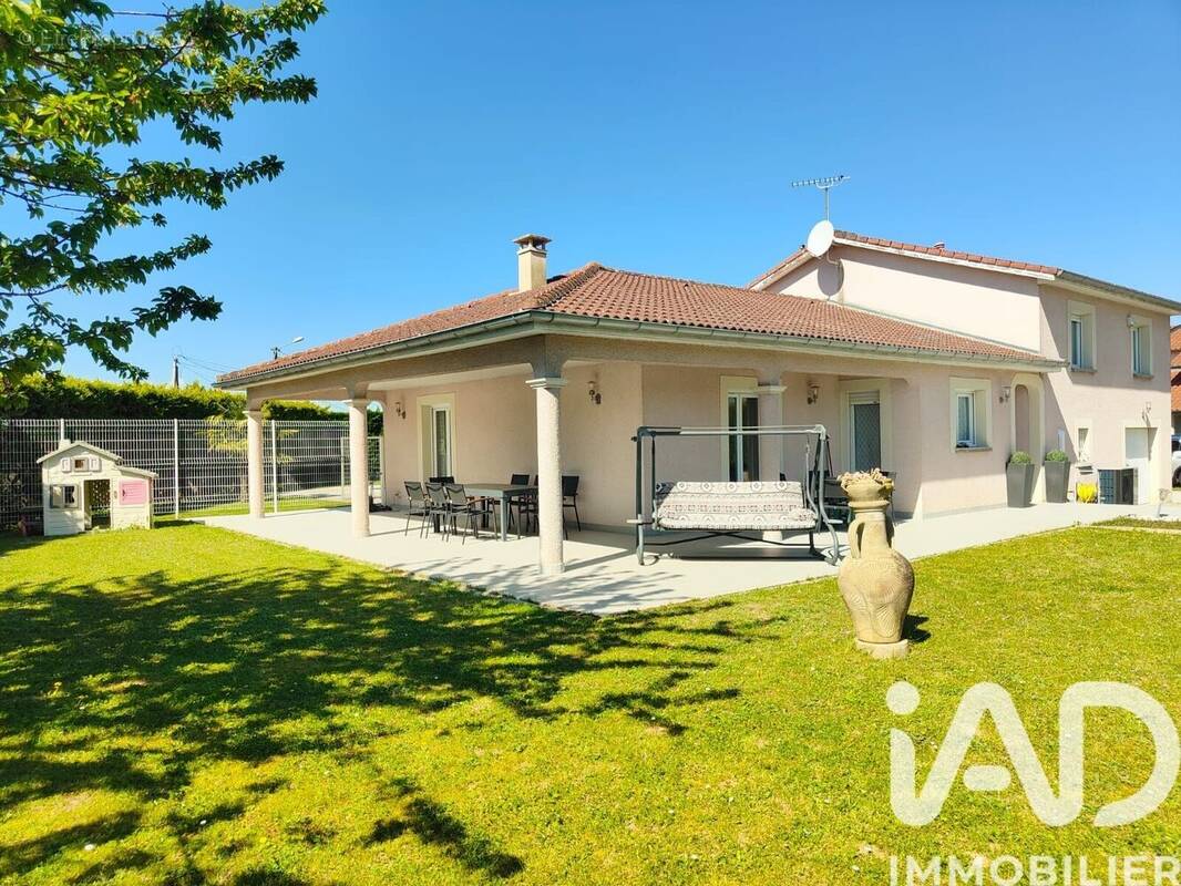 Photo 1 - Maison à MIONS