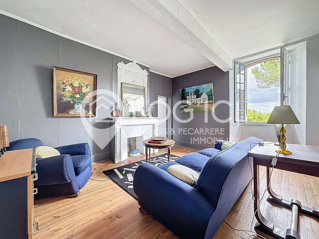 Maison à VIC-EN-BIGORRE