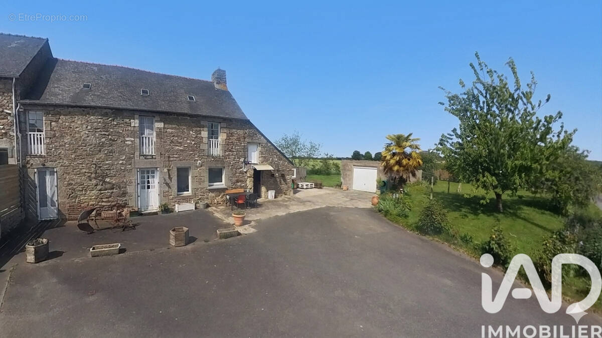 Photo 1 - Maison à SAINT-GLEN