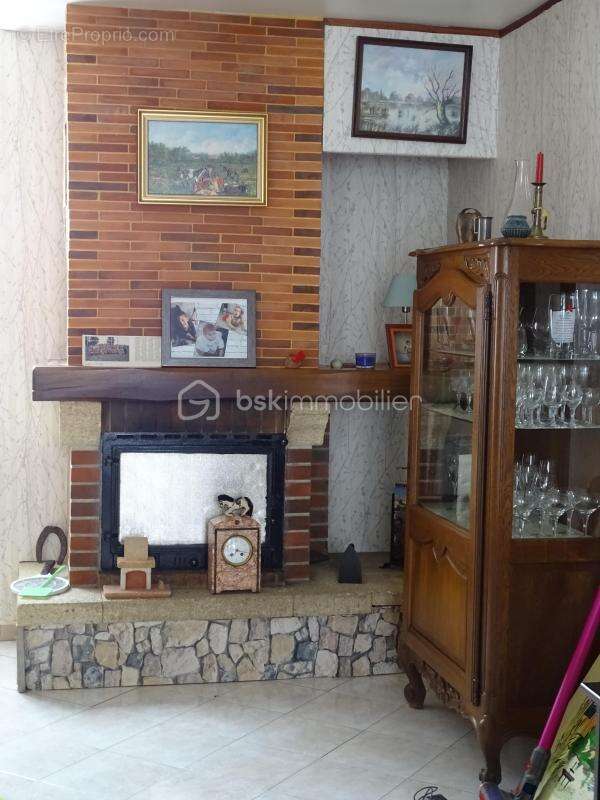 Appartement à COULLONS