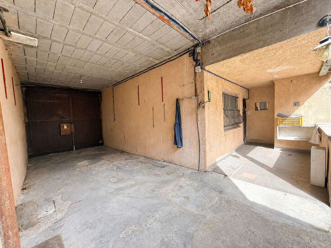 Maison de village d'environ 89m2 avec dépendance, garage et fort potentiel   Le Péage-de-Roussillon - photo 17