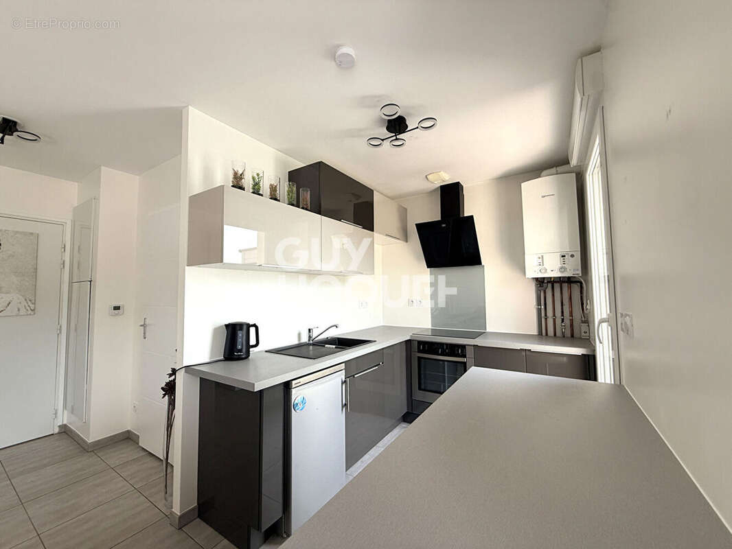 Appartement à SAINT-ANDEOL-LE-CHATEAU