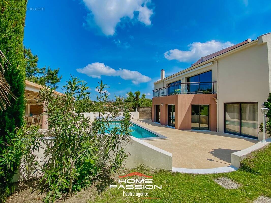 Maison à SAINT-PALAIS-SUR-MER