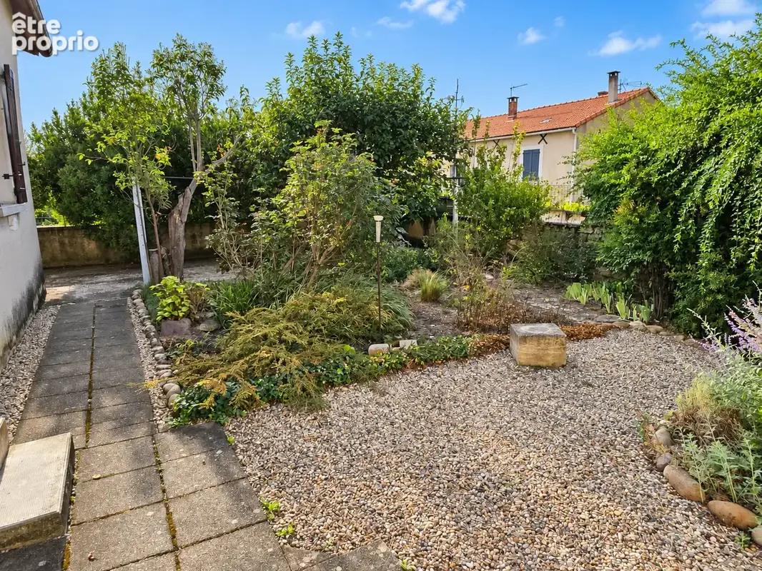 Maison familiale 133,72 m2   Jardin, véranda, terrasse avec vue et double garage - photo 9