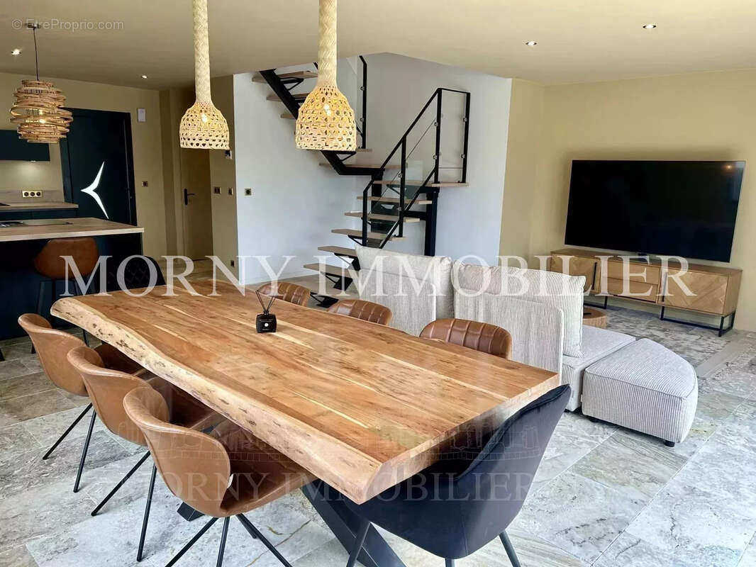 Maison à BIEVILLE-BEUVILLE